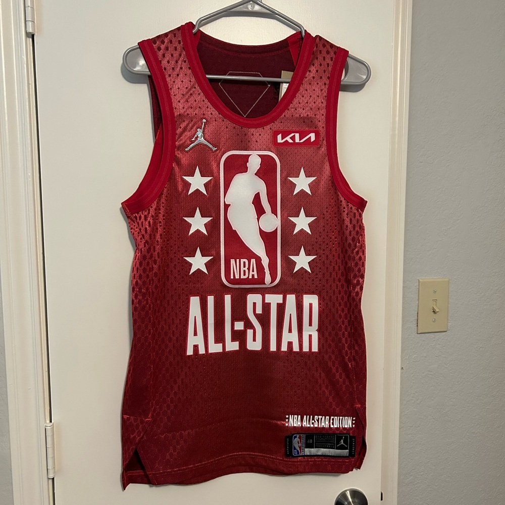 Luka Doncic Jordan Nike Authentic Red 2022 NBA All Star Game Jersey Size 40